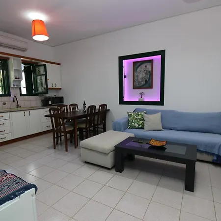 Semesterbostad Zorbas Hersonissos (Crete)