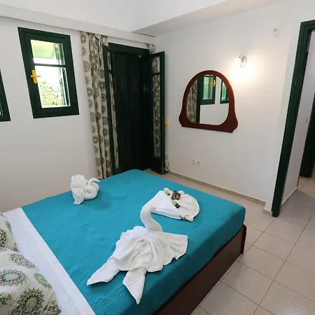 Zorbas Semesterbostad Hersonissos (Crete)